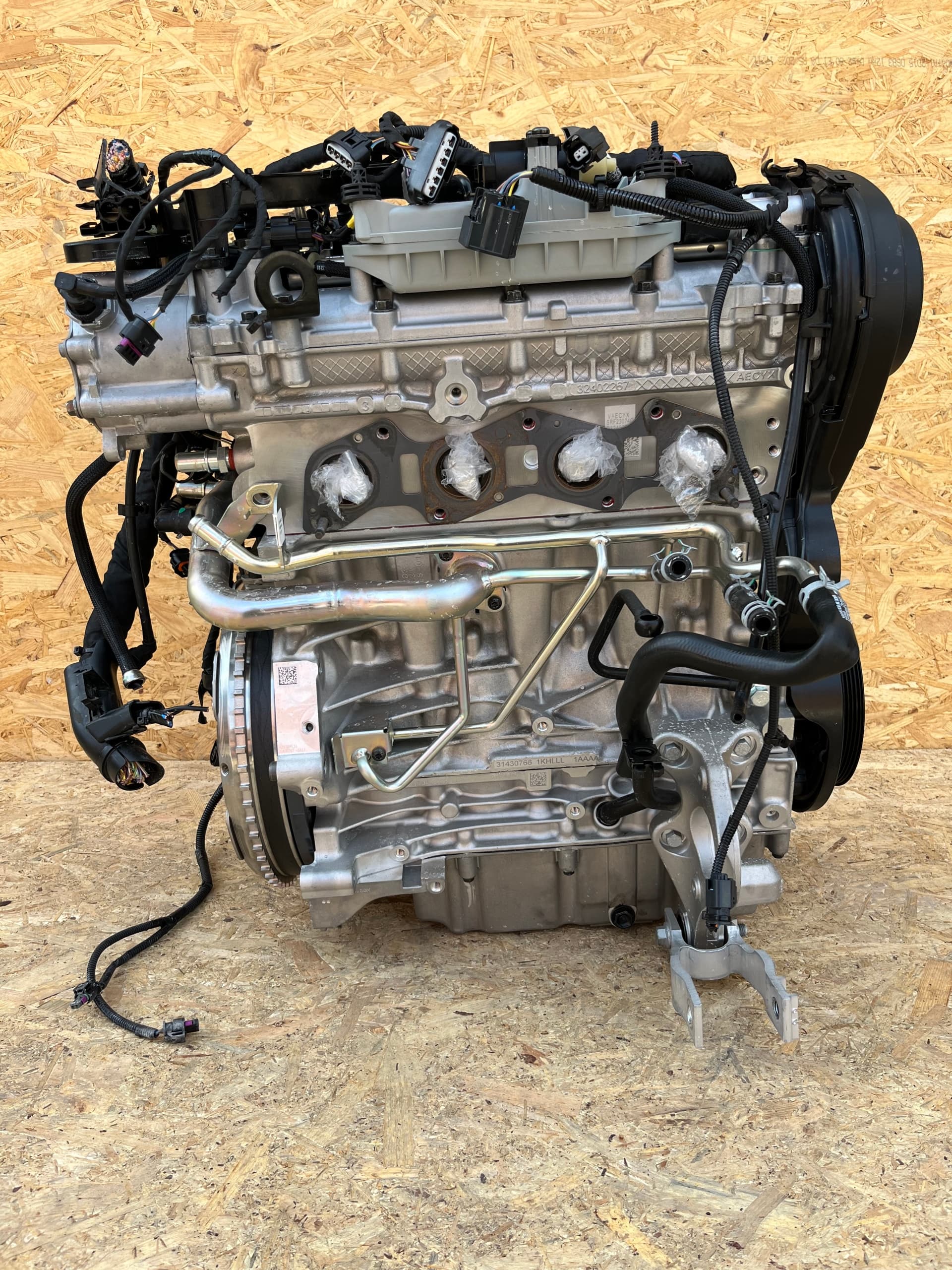 Moteur B 4204 T52 — vue 4
