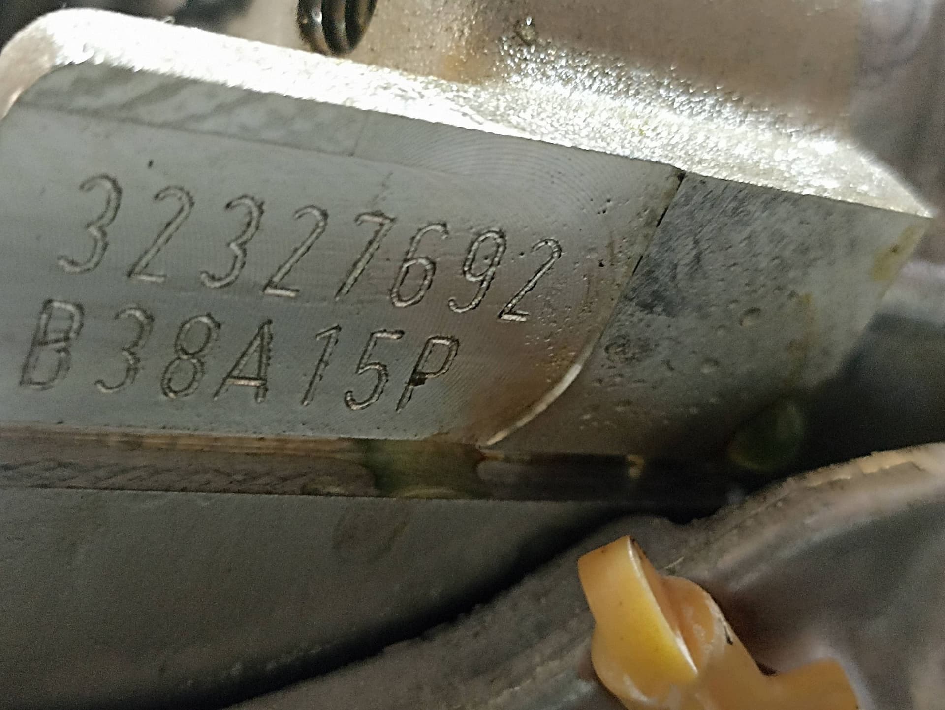 Moteur B38 A15 P — vue 8