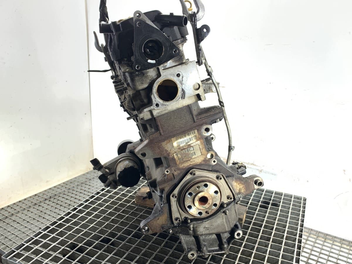 Moteur 192 A8.000 — vue 4
