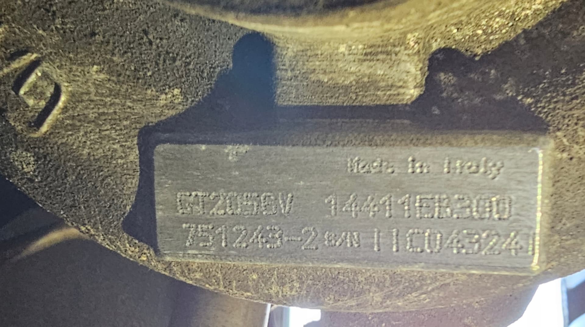 Moteur YD25DDTi — vue 10