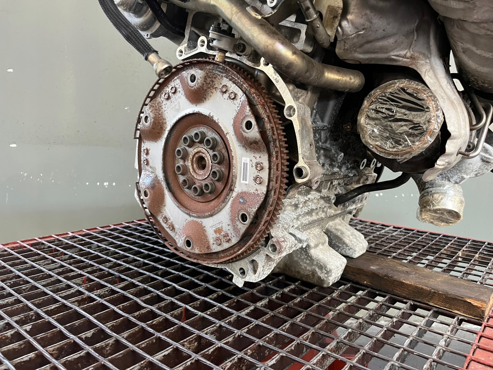Moteur B 4204 T27 — vue 4