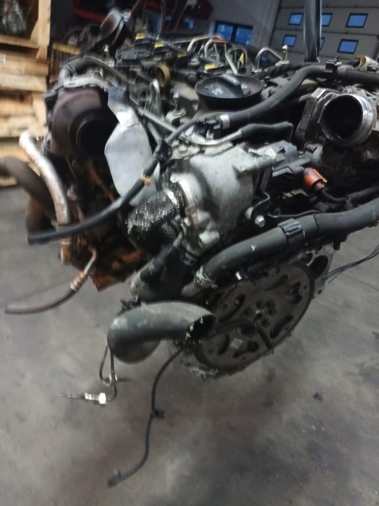 Moteur B 16 DTH — vue 2