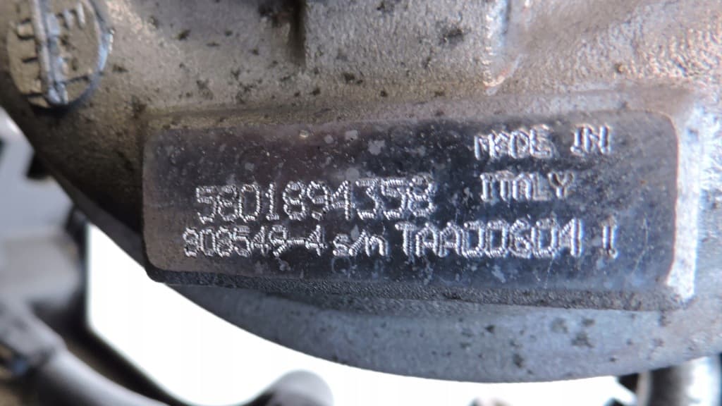 Moteur F1AFL411C — vue 3