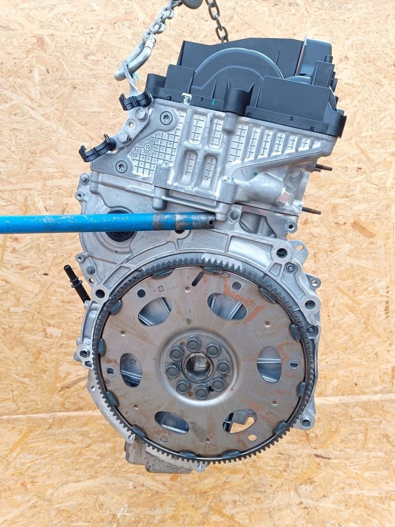 Moteur B57 D30 B — vue 3