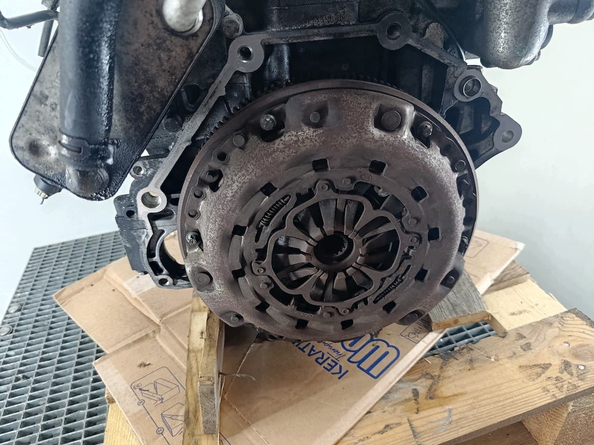 Moteur B207E — vue 2