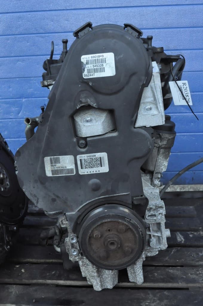 Moteur D 5244 T8 — vue 2