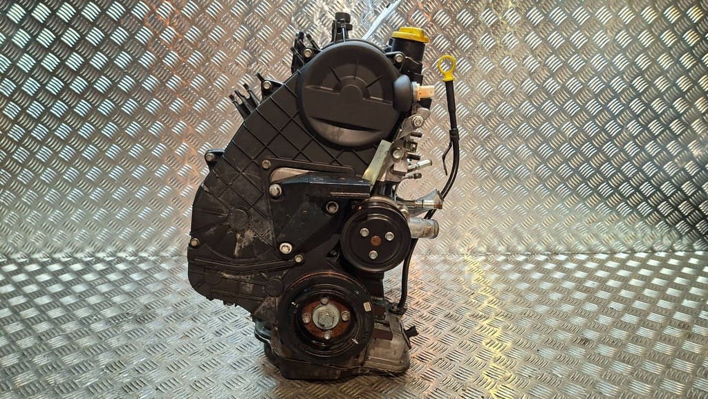 Moteur A 17 DTS — vue 3