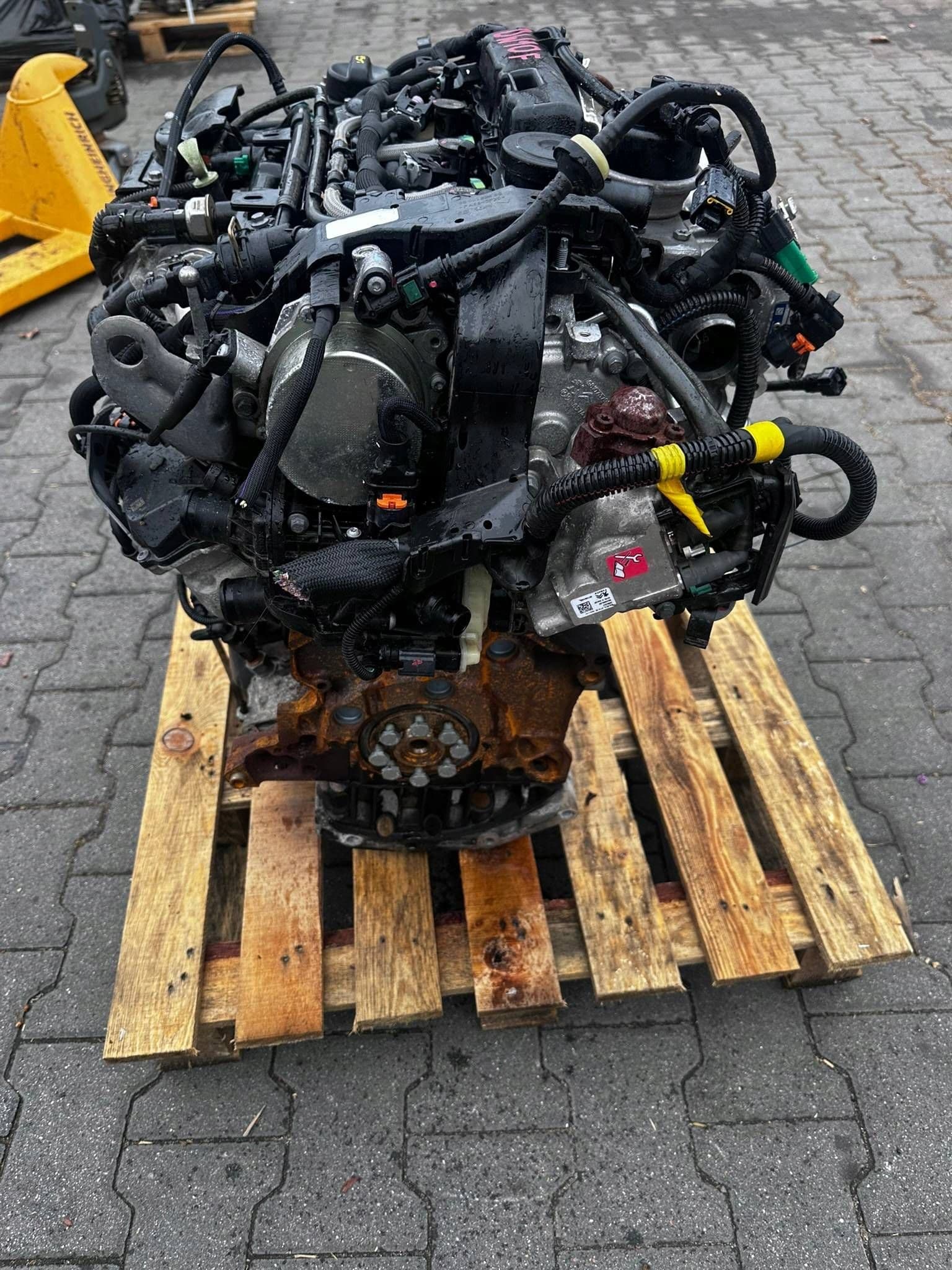 Moteur AHX (DW10FD) — vue 2