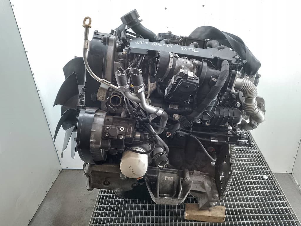 Moteur F1AFL411B — vue 6