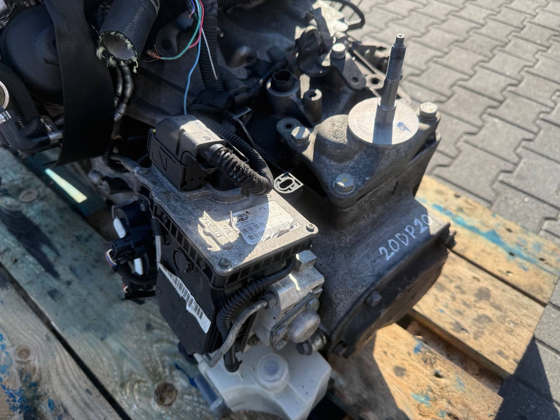 Moteur 9HC (DV6C) — vue 6