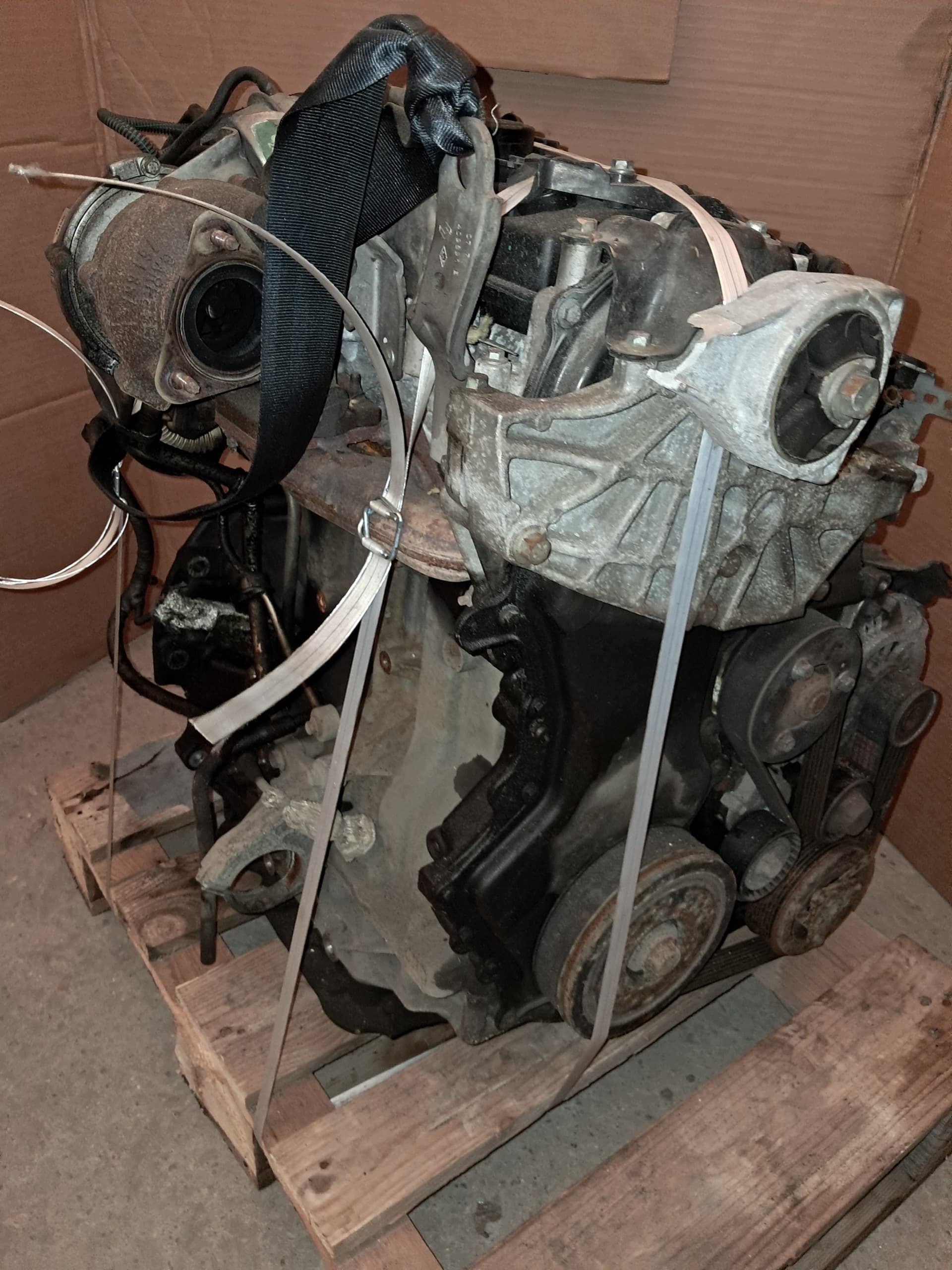 Moteur M9R 742 — vue 8