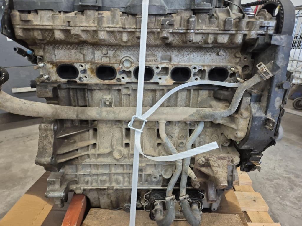 Moteur B 5244 S5 — vue 9