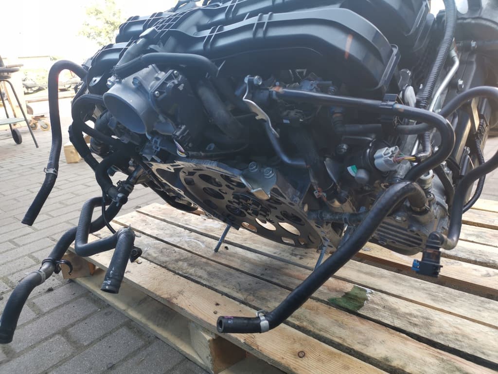Moteur FB25 — vue 6