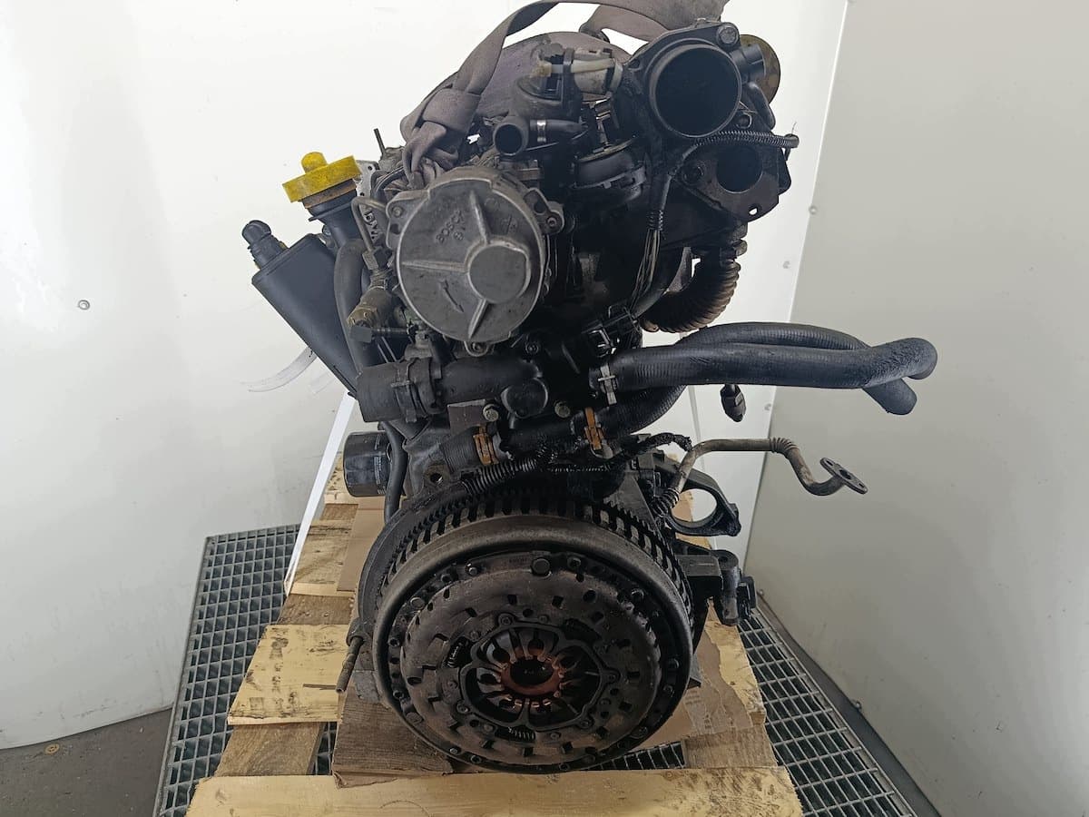 Moteur F9Q 820 — vue 2