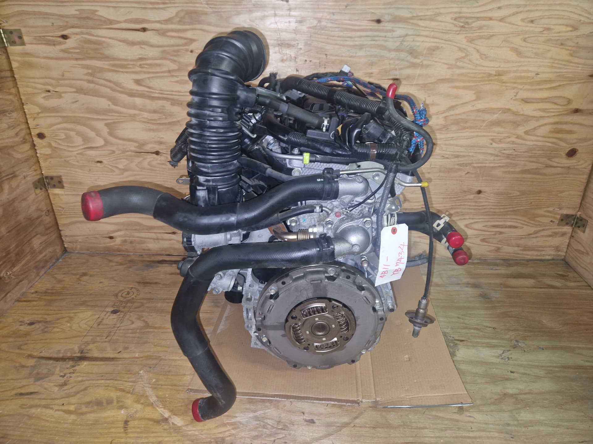 Moteur 4B12 — vue 4