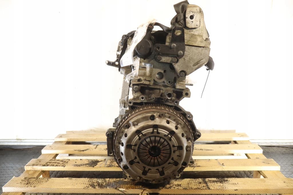Moteur B 5244 S — vue 3