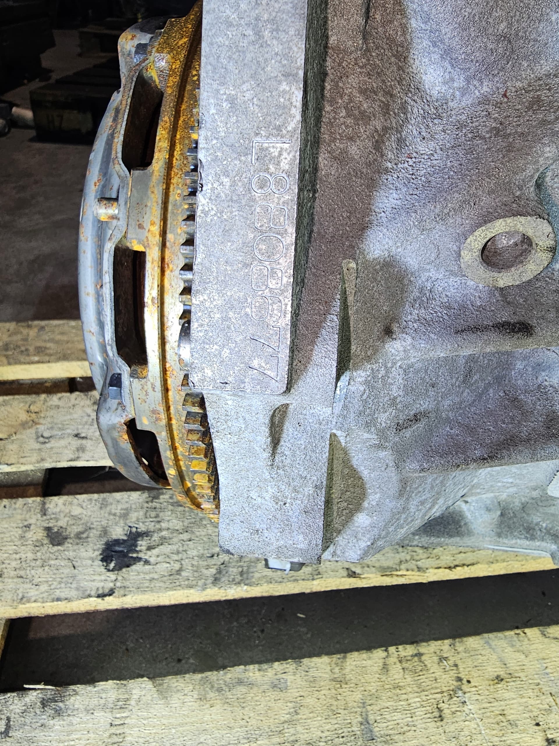 Moteur L8-VE — vue 5