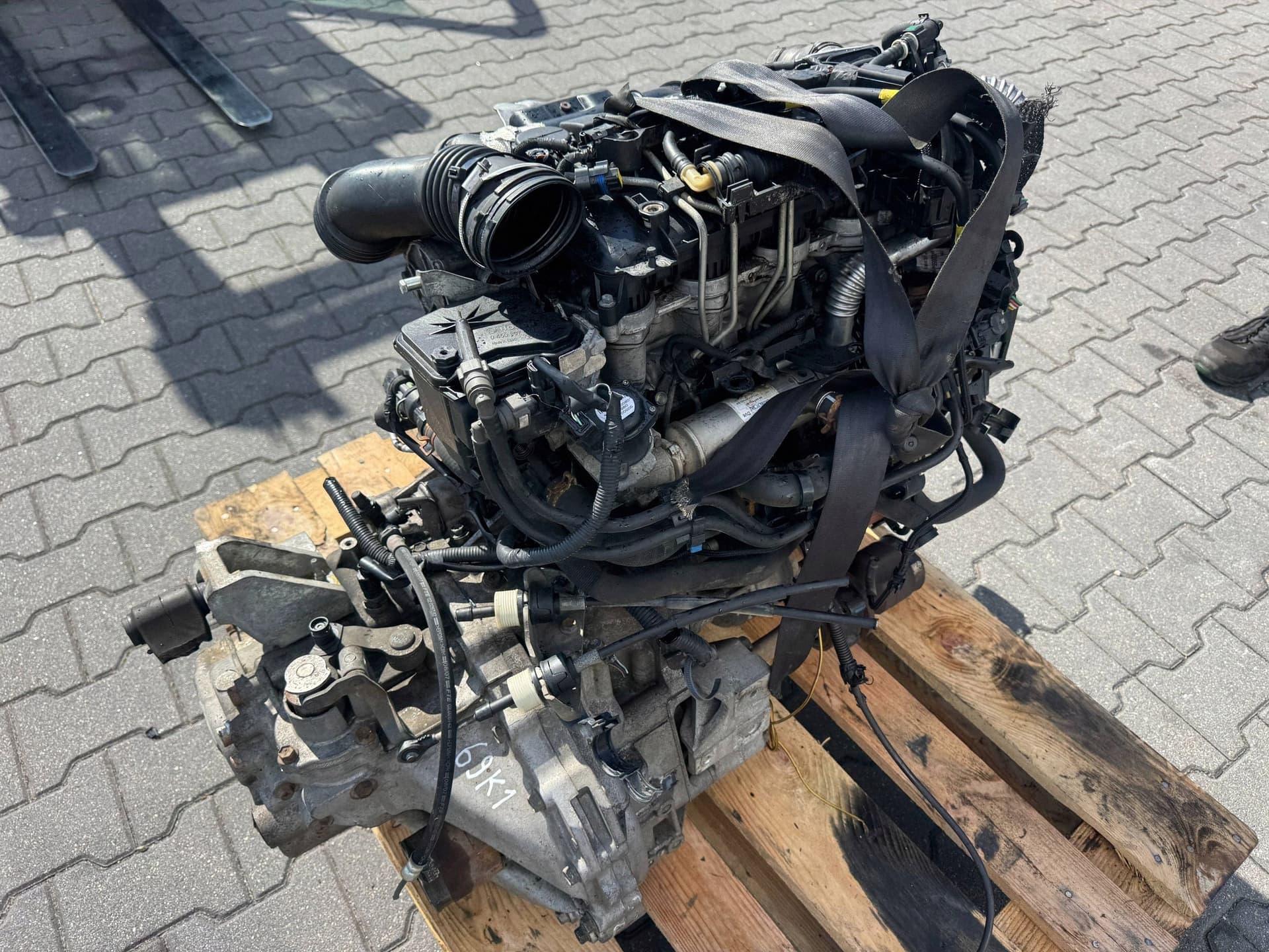 Moteur 9HX — vue 3