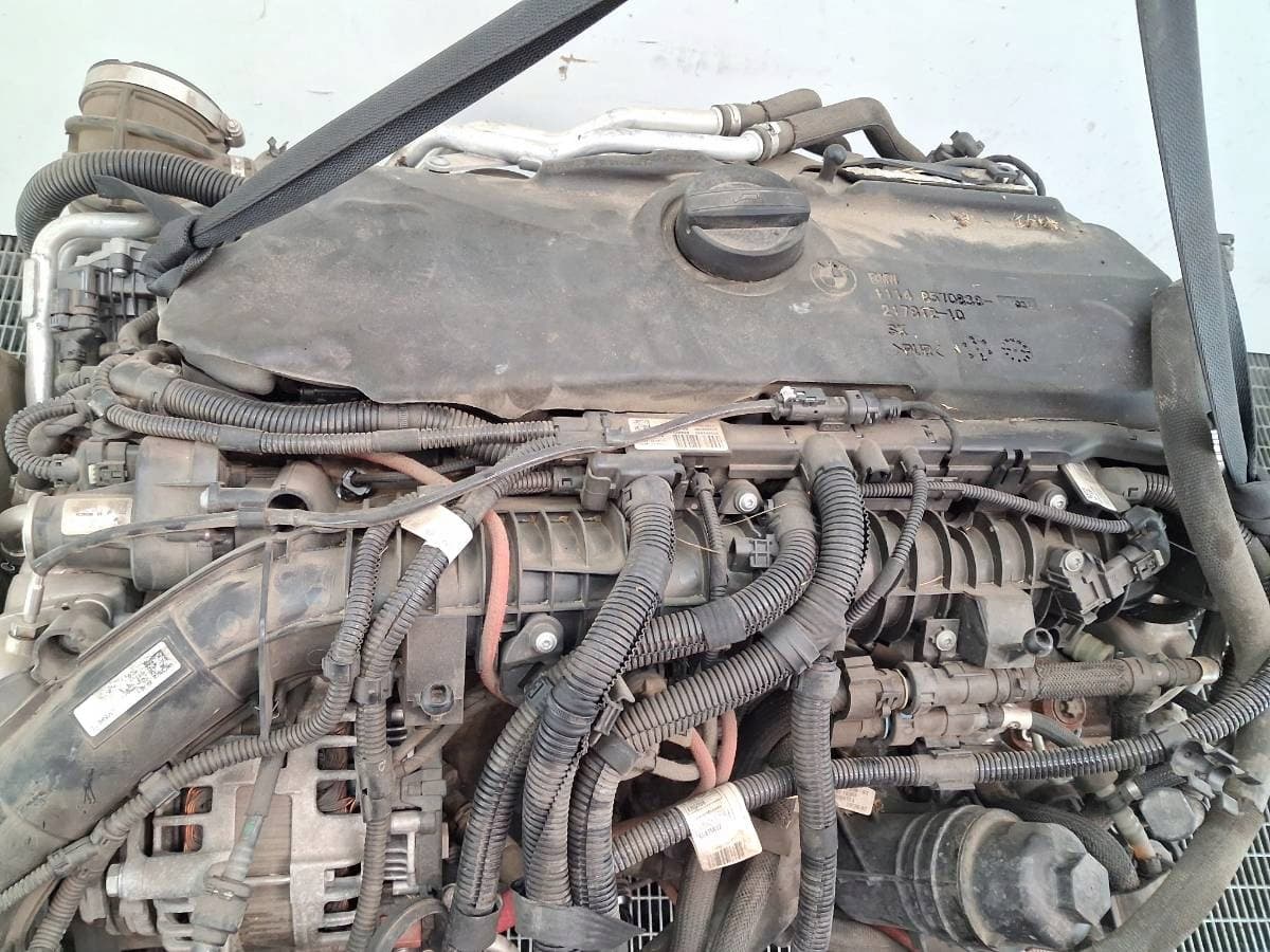 Moteur B57 D30 A — vue 3
