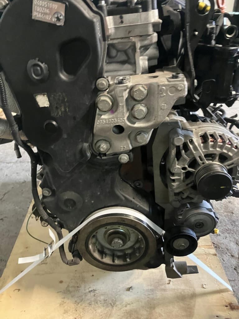 Moteur 4HL (DW12C) — vue 3