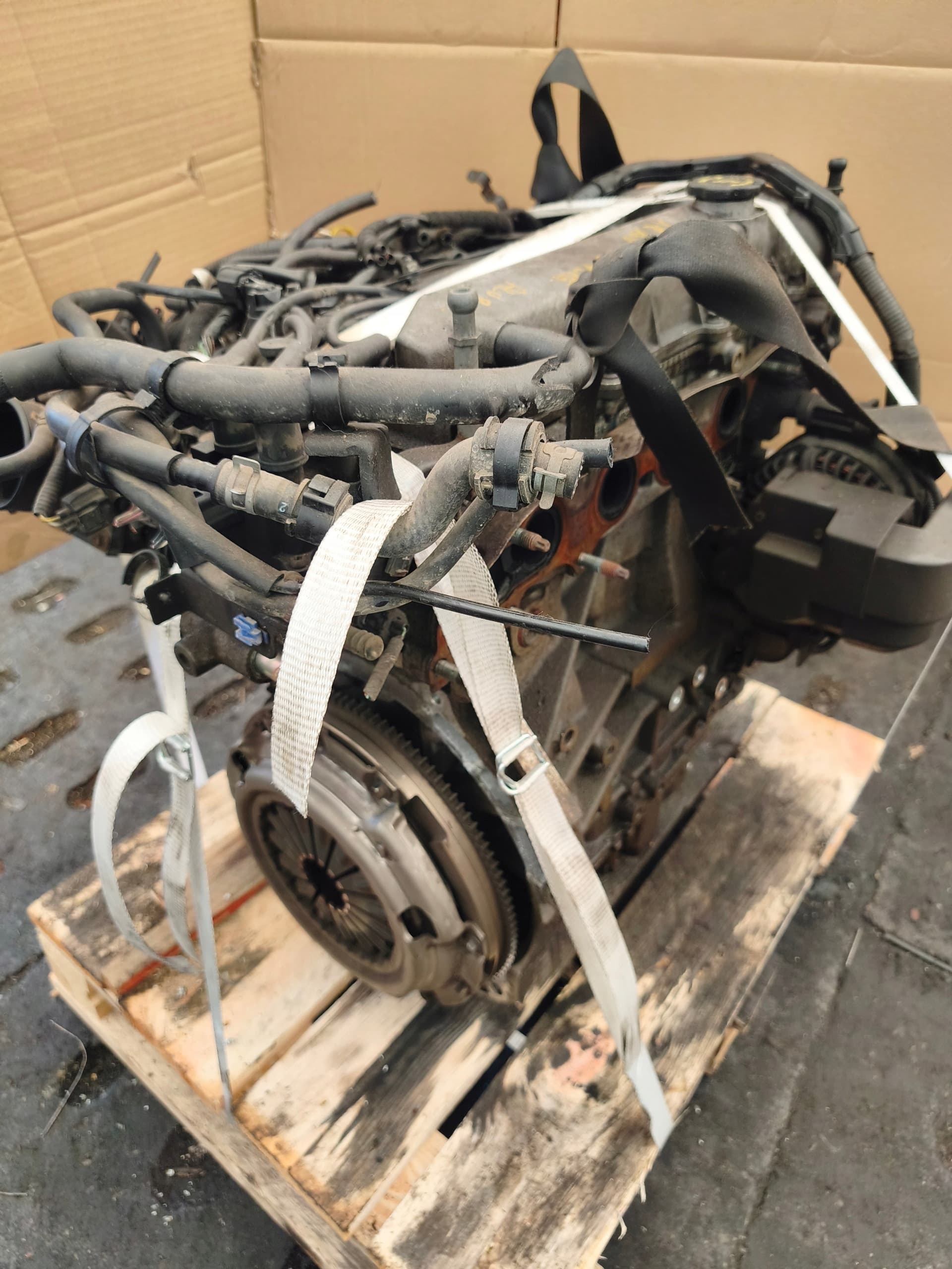 Moteur L8-VE — vue 9