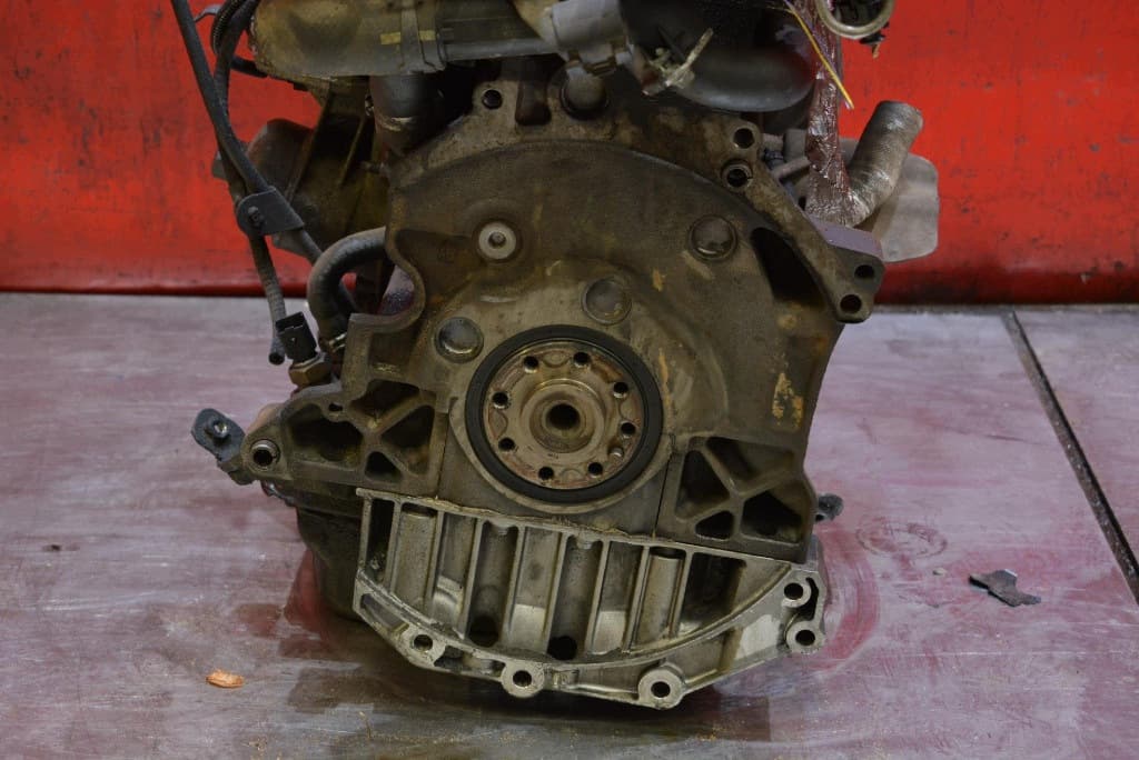 Moteur 4HN — vue 15