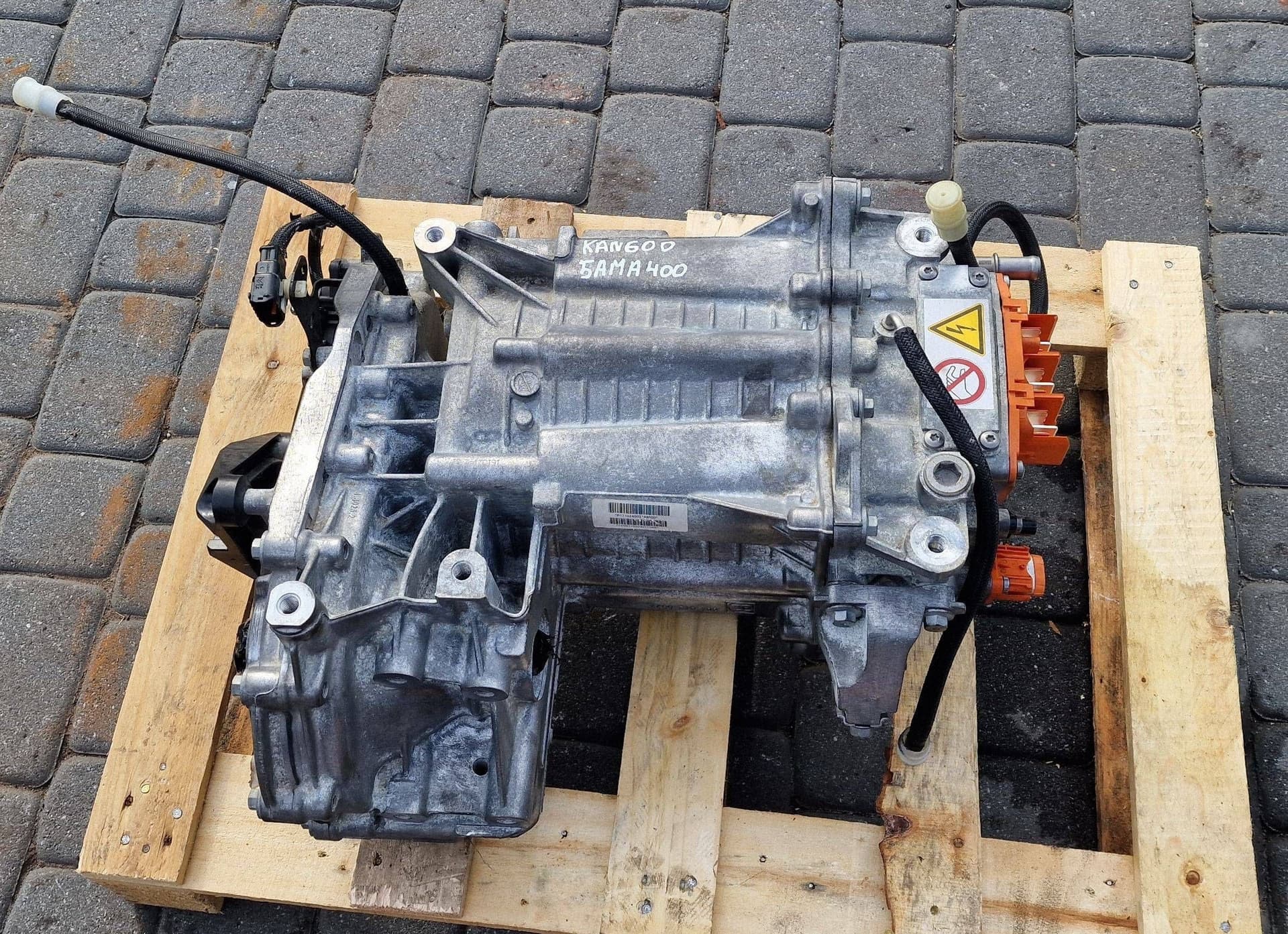 Moteur 5AQ 604 — vue 3