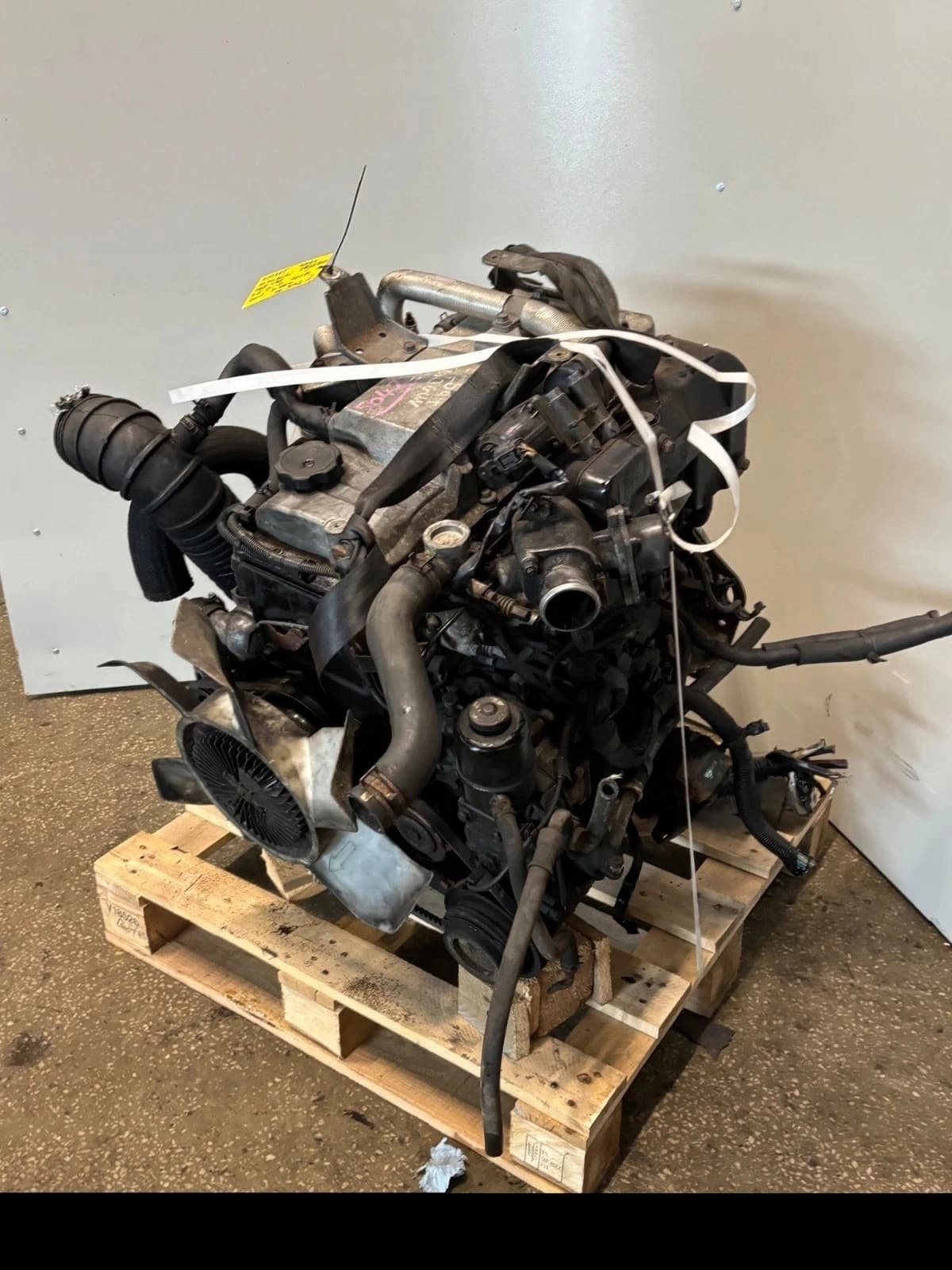Moteur 4M41 — vue 4