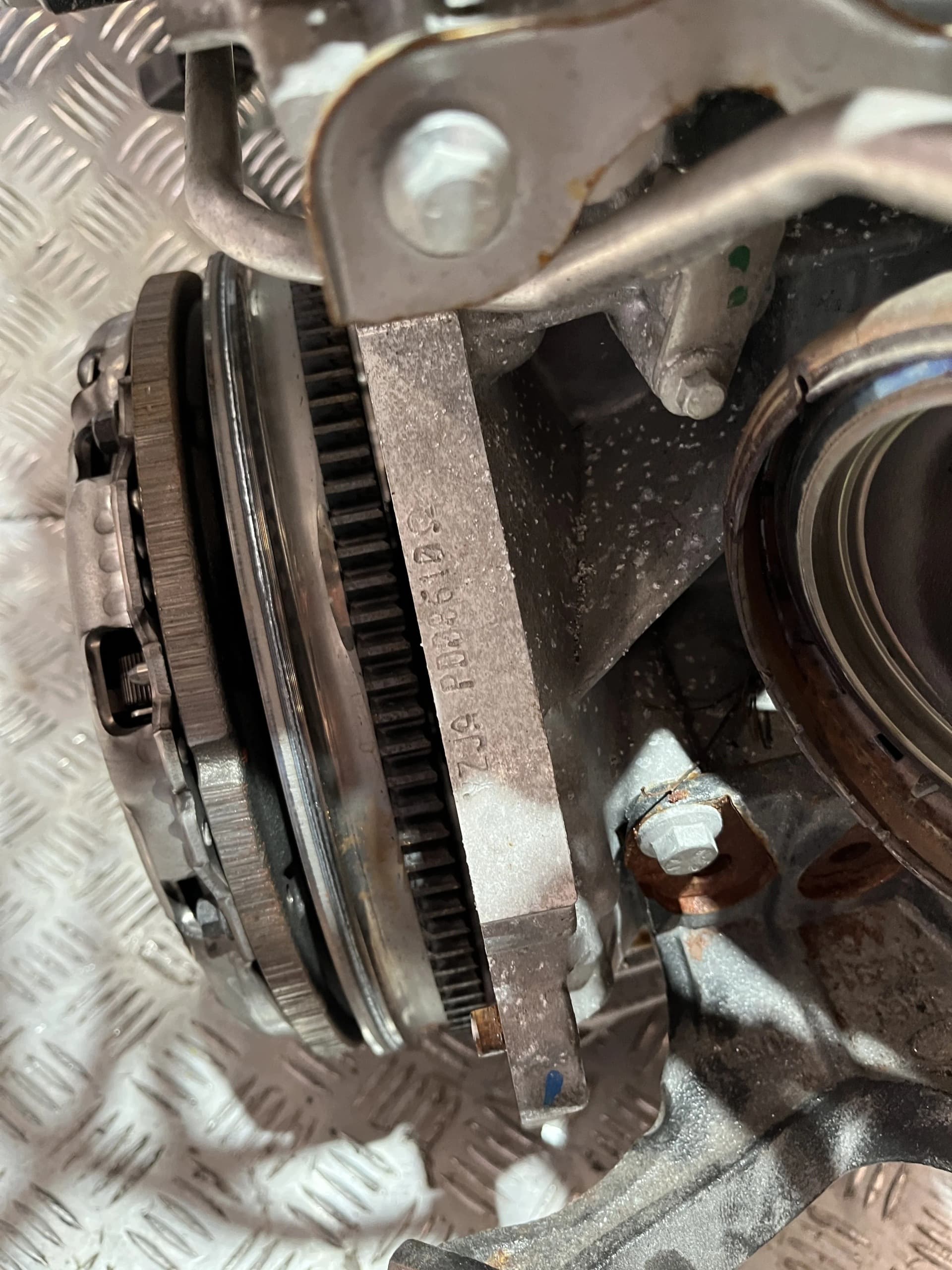 Moteur YZJA — vue 4