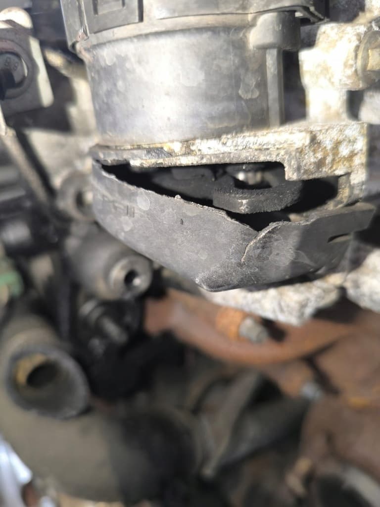 Moteur G6DB — vue 6