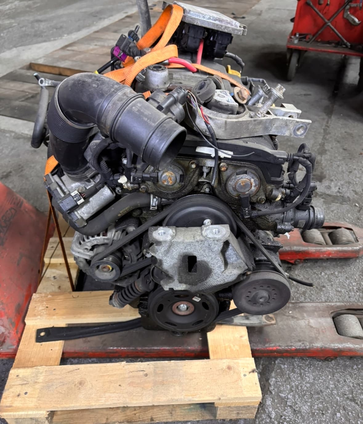 Moteur 12 NV — vue 2
