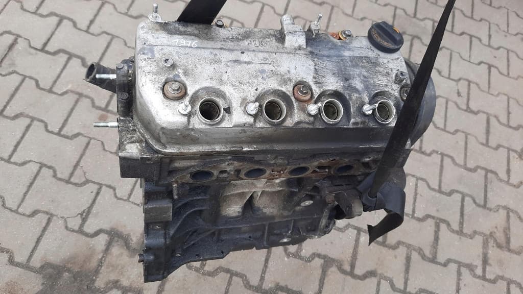 Moteur D16V1 - Image 1