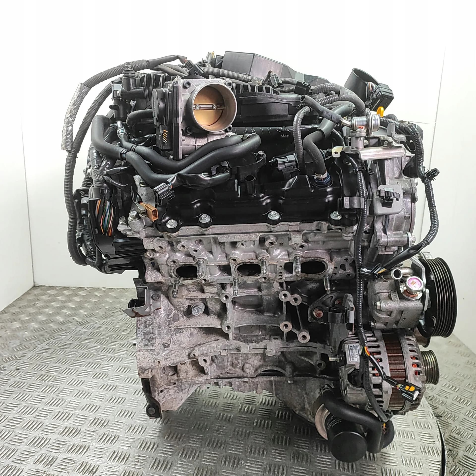 Moteur VQ37VHR — vue 2