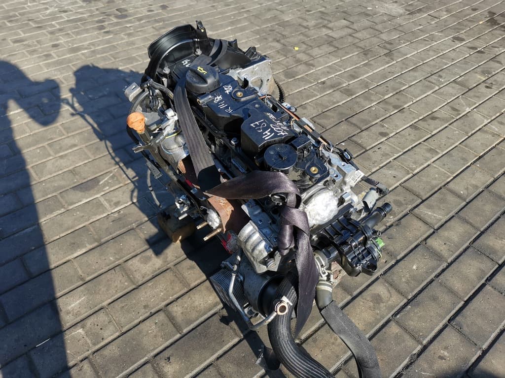 Moteur 8HR (DV4C) — vue 2