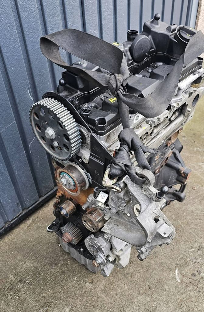 Moteur CRFA — vue 2