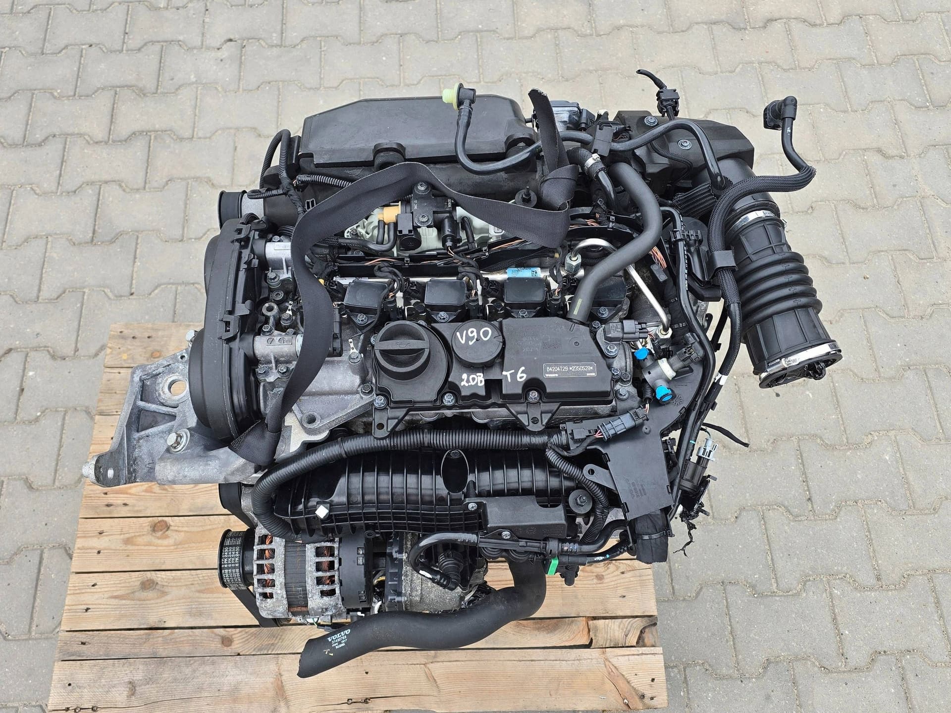 Moteur B 4204 T29 — vue 2