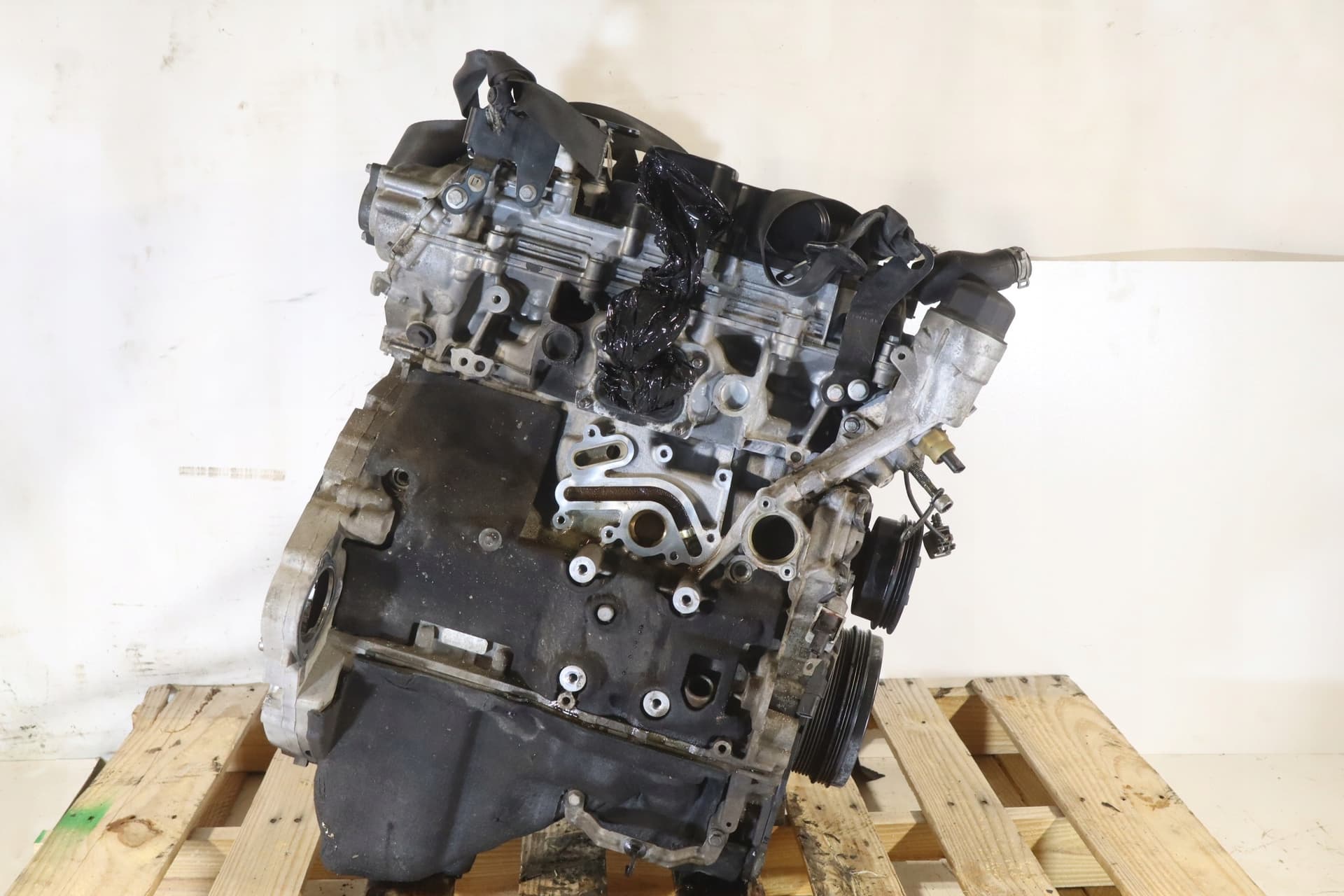Moteur PT204(AJ20P4) — vue 2