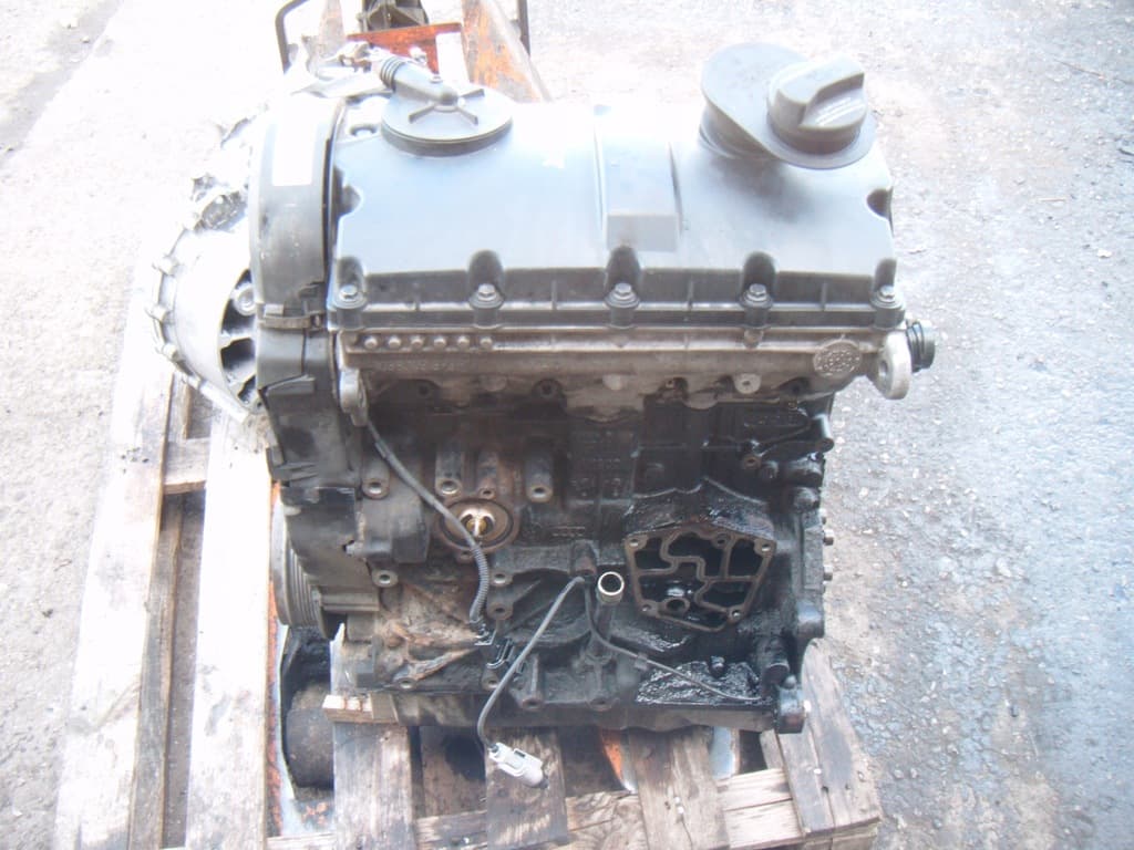 Moteur AUY — vue 2