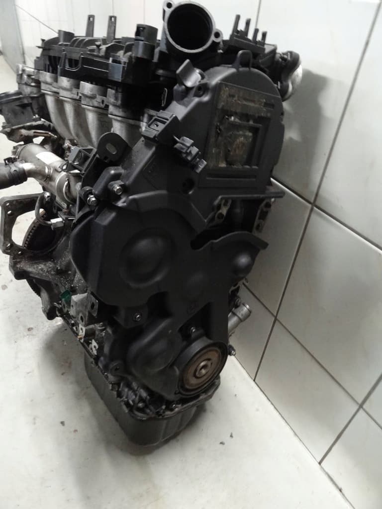 Moteur 9HZ (DV6TED4) — vue 2