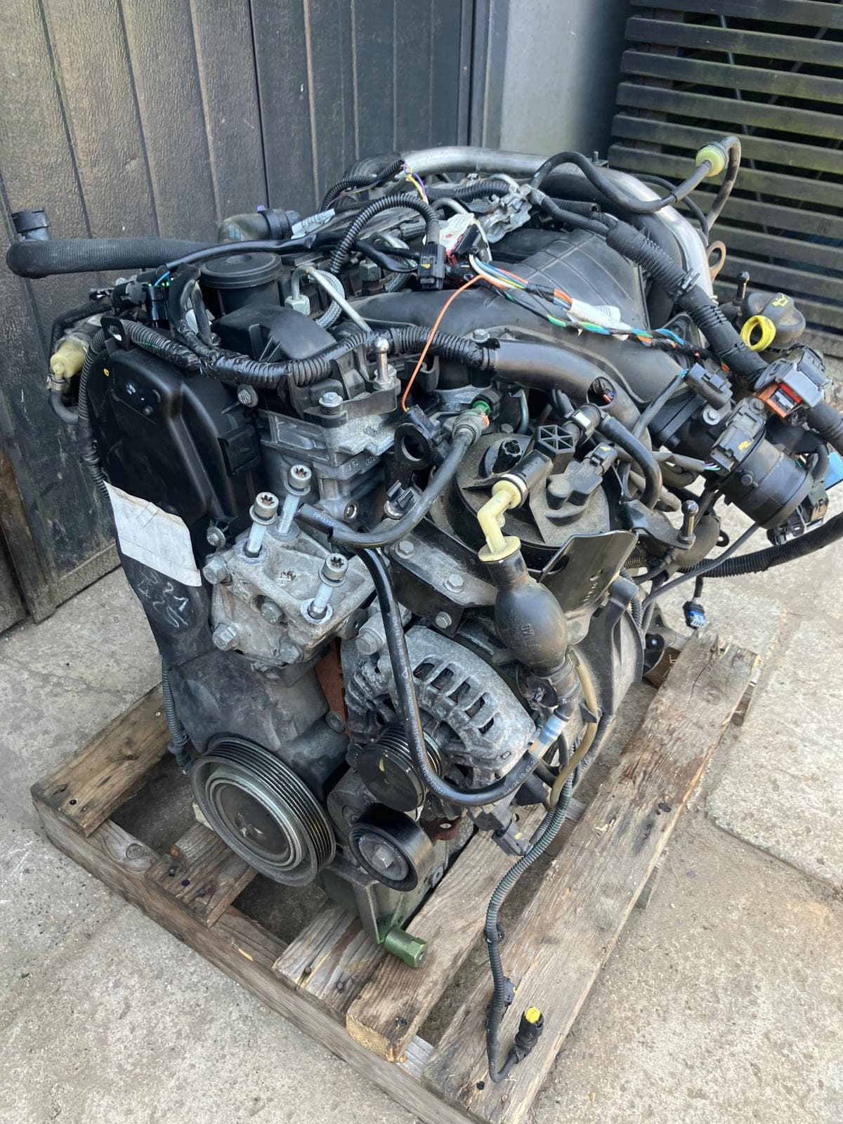 Moteur RHE (DW10CTED4) — vue 2