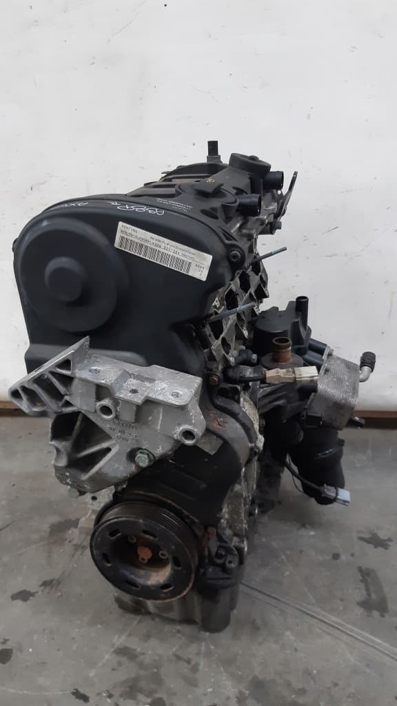 Moteur AXW — vue 2