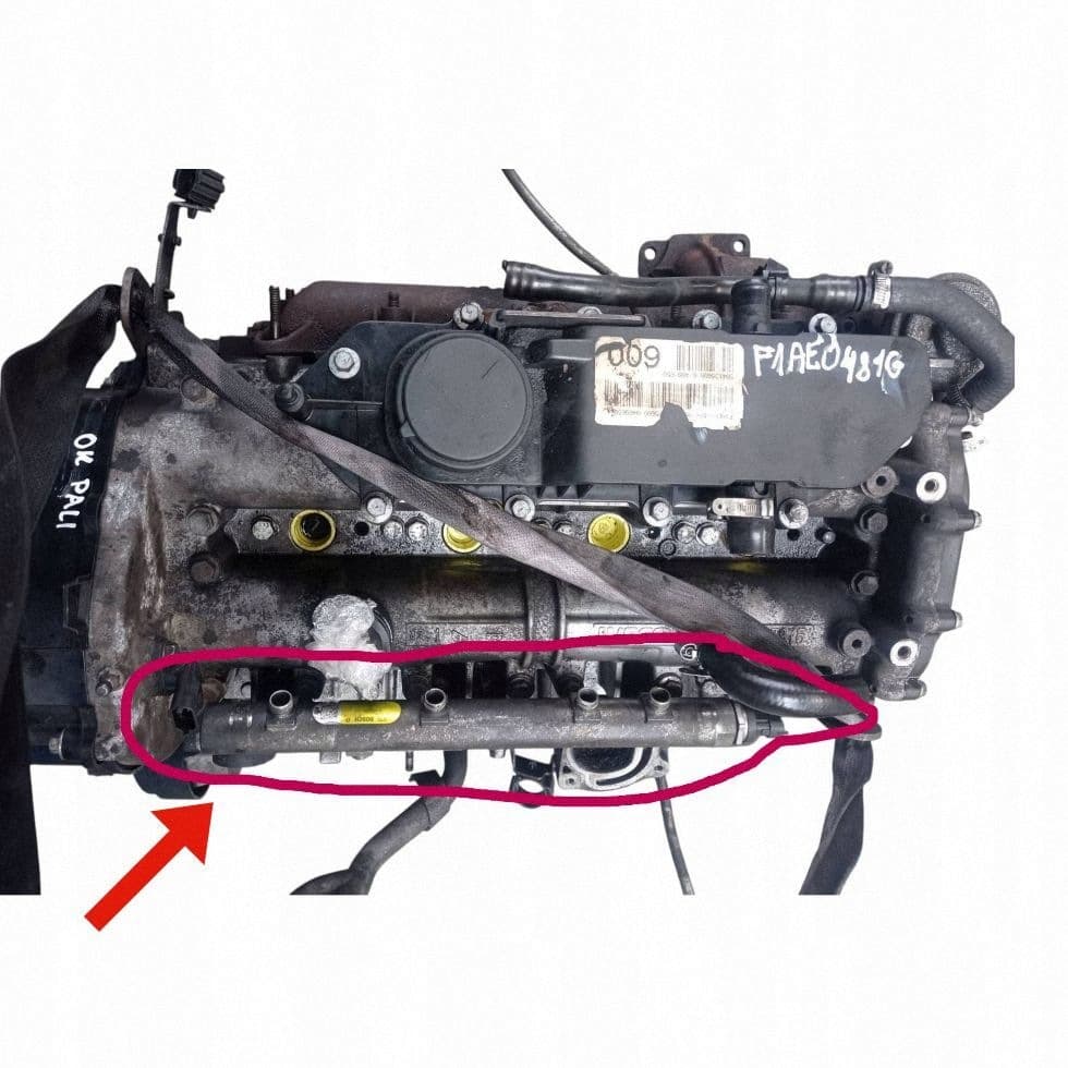 Moteur F1AE0481G — vue 2