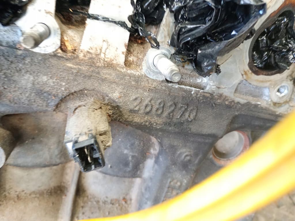 Moteur D7F 766 — vue 2