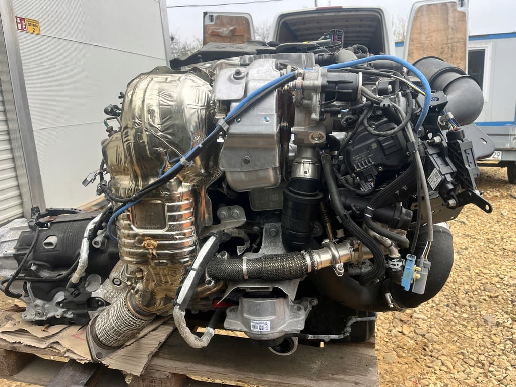 Moteur 204DTY(AJ21D4) — vue 2