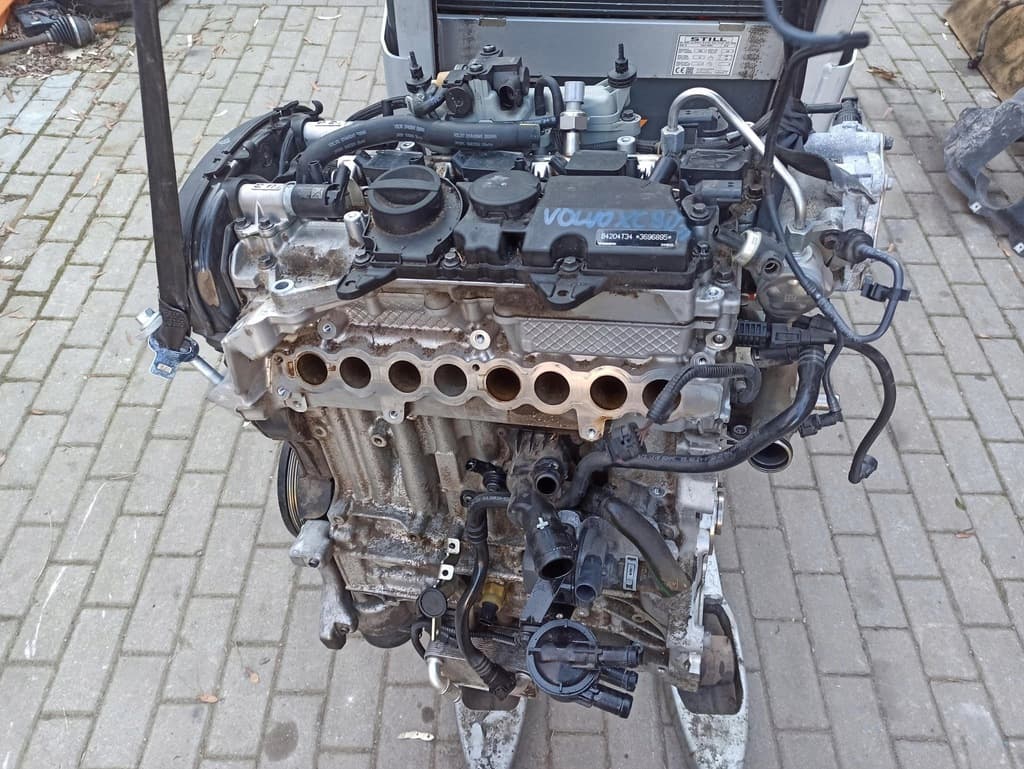 Moteur B 4204 T34 - Image 1