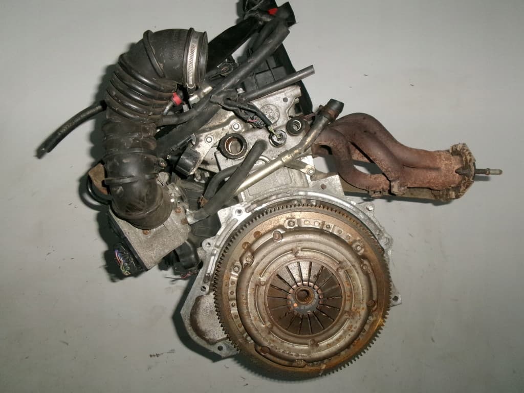 Moteur 4A90 — vue 2