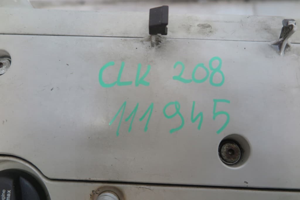Moteur M 111.941 — vue 2